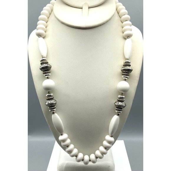 Vintage White Lucite Beaded Necklace with Silver Tone Spacers for a Classic - Picture 1 of 4